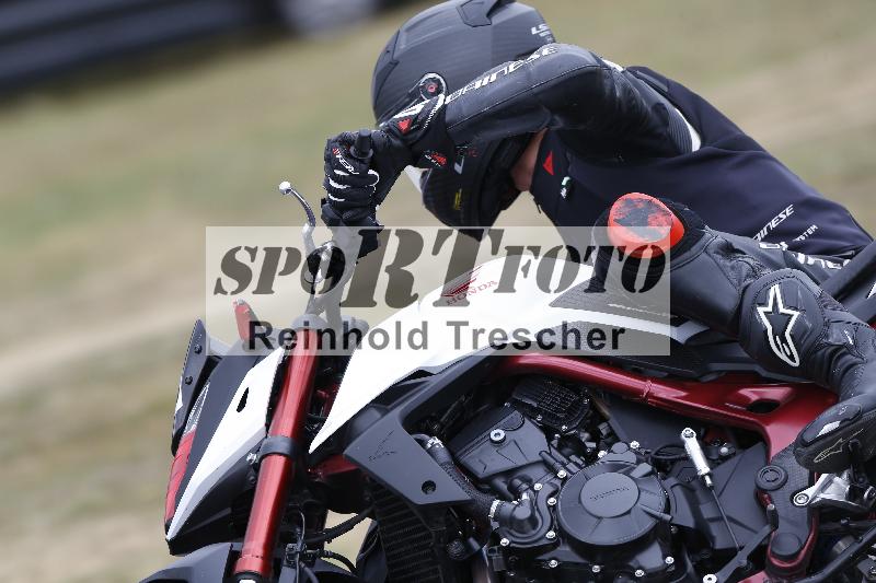 /32 07.07.2025 Plüss Moto Sport ADR/Einsteiger/backside